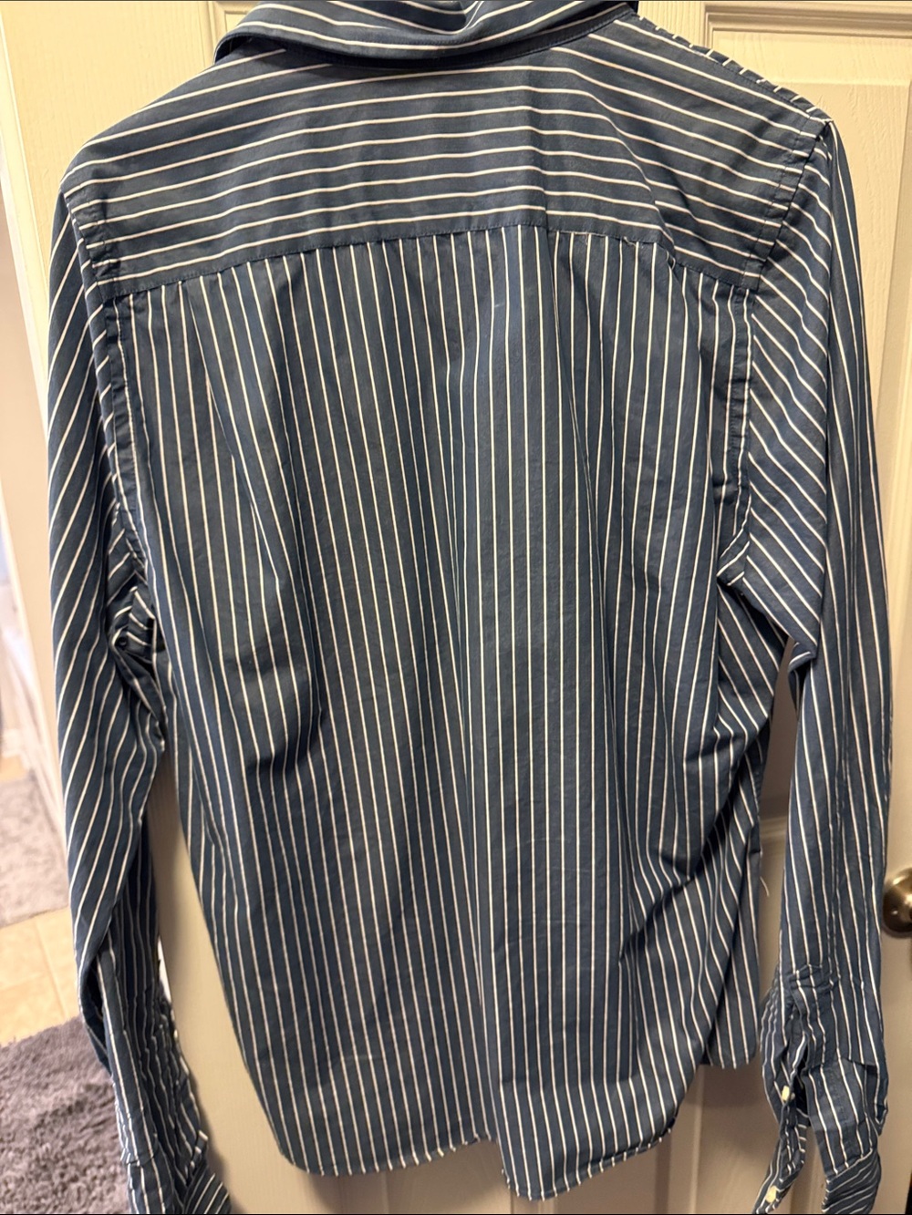 Abercrombie & Fitch Men's Navy and White Vertical Stripe Dress Shirt - Picture 4 of 4